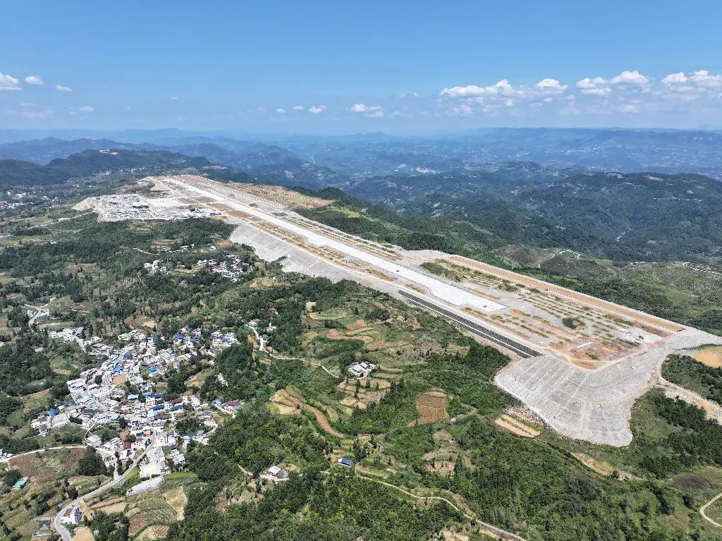 德江机场最新消息,德江机场最新消息——飞翔的奇遇与友情的纽带