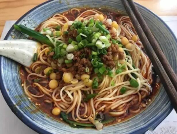 梅子最新文章，小巷深处的独特风味——美食宝藏探寻记