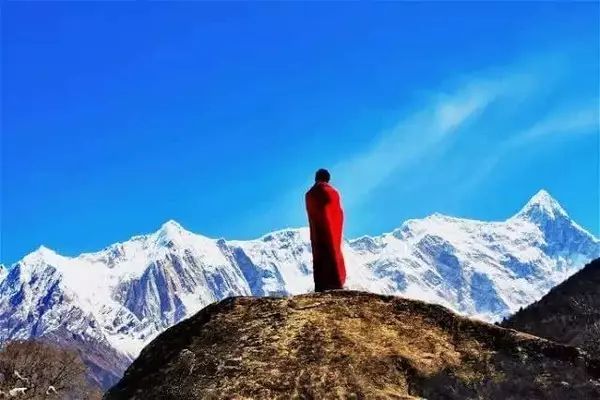 自然之旅，探索美景，寻找内心的宁静与黄色小视频的探索