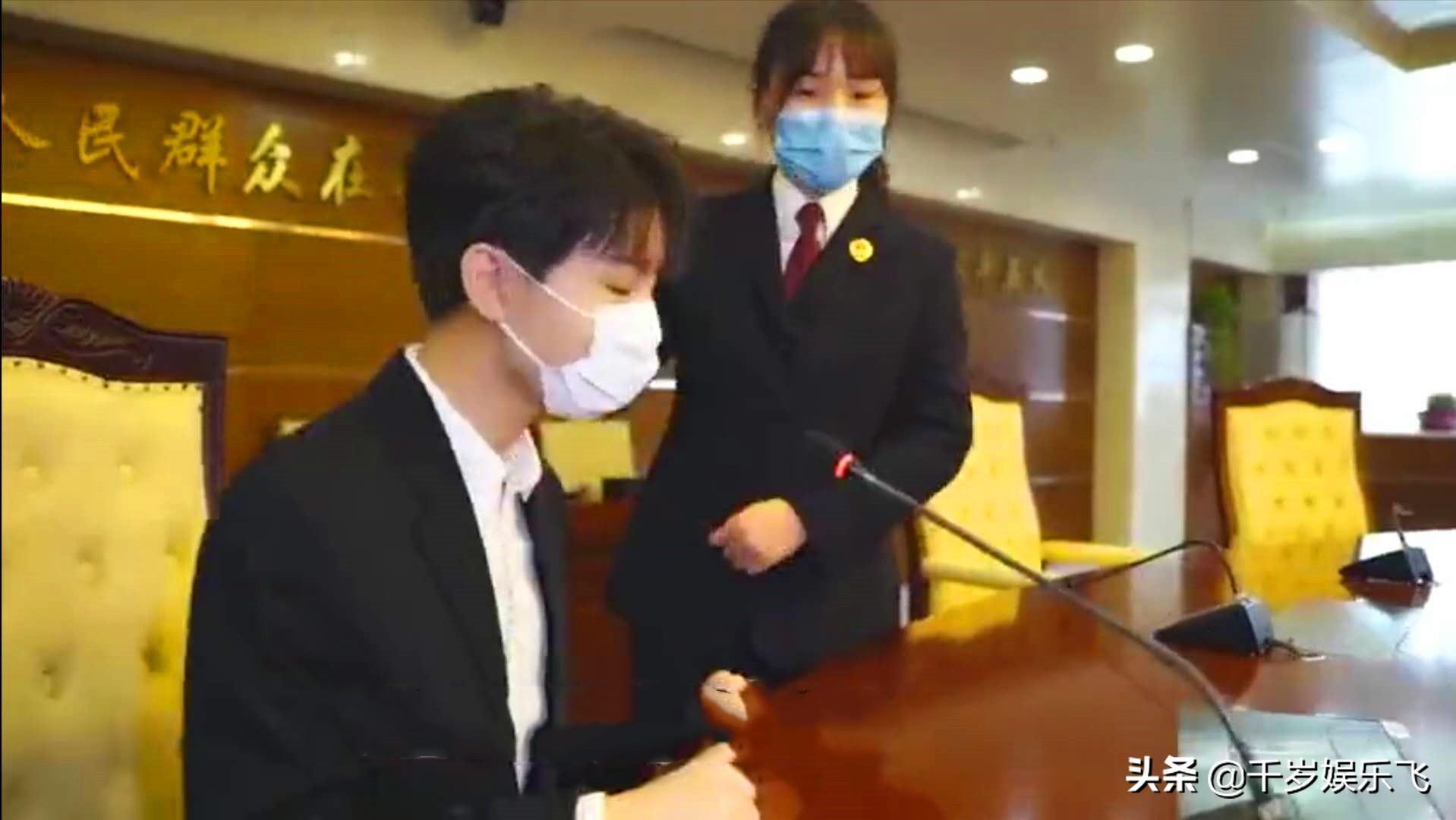王俊凯最新写真照，科技与艺术的完美结合