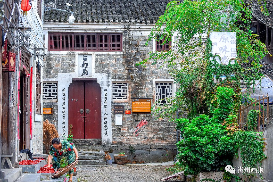 bbbb222最新地址,bbbb222最新地址，小巷深处的独特风味探索之旅