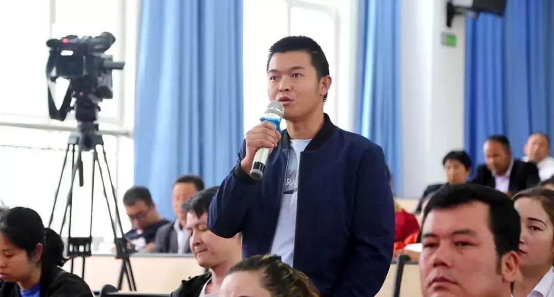 科技革新引领下的智慧党务新体验书籍发布