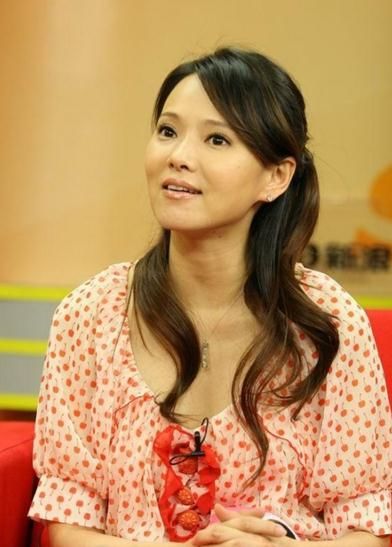 伊能静接受采访谈变化的力量，自信与成就感的源泉揭秘