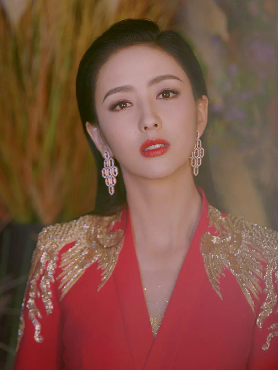 日本最新化妆品趋势，打造美丽妆容的秘诀💄