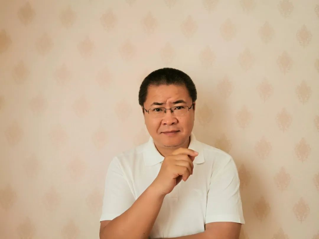 周建龙最新力作，小巷深处的特色小店风采