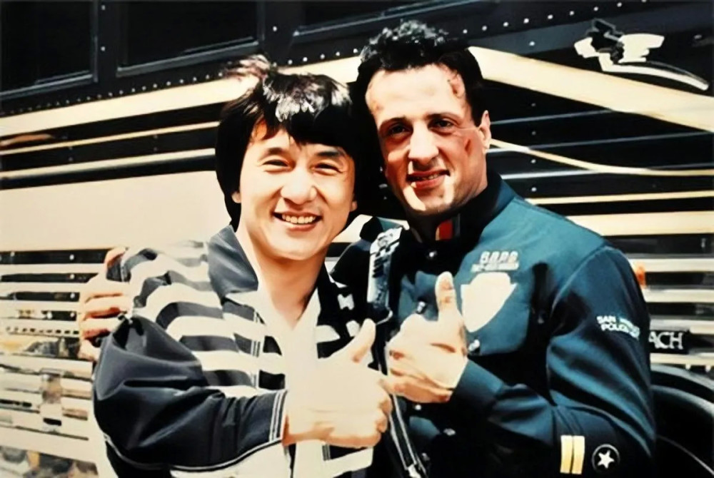 史泰龙成龙最新电影，热血期待上映！